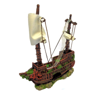 pirate ship with cotton sails
