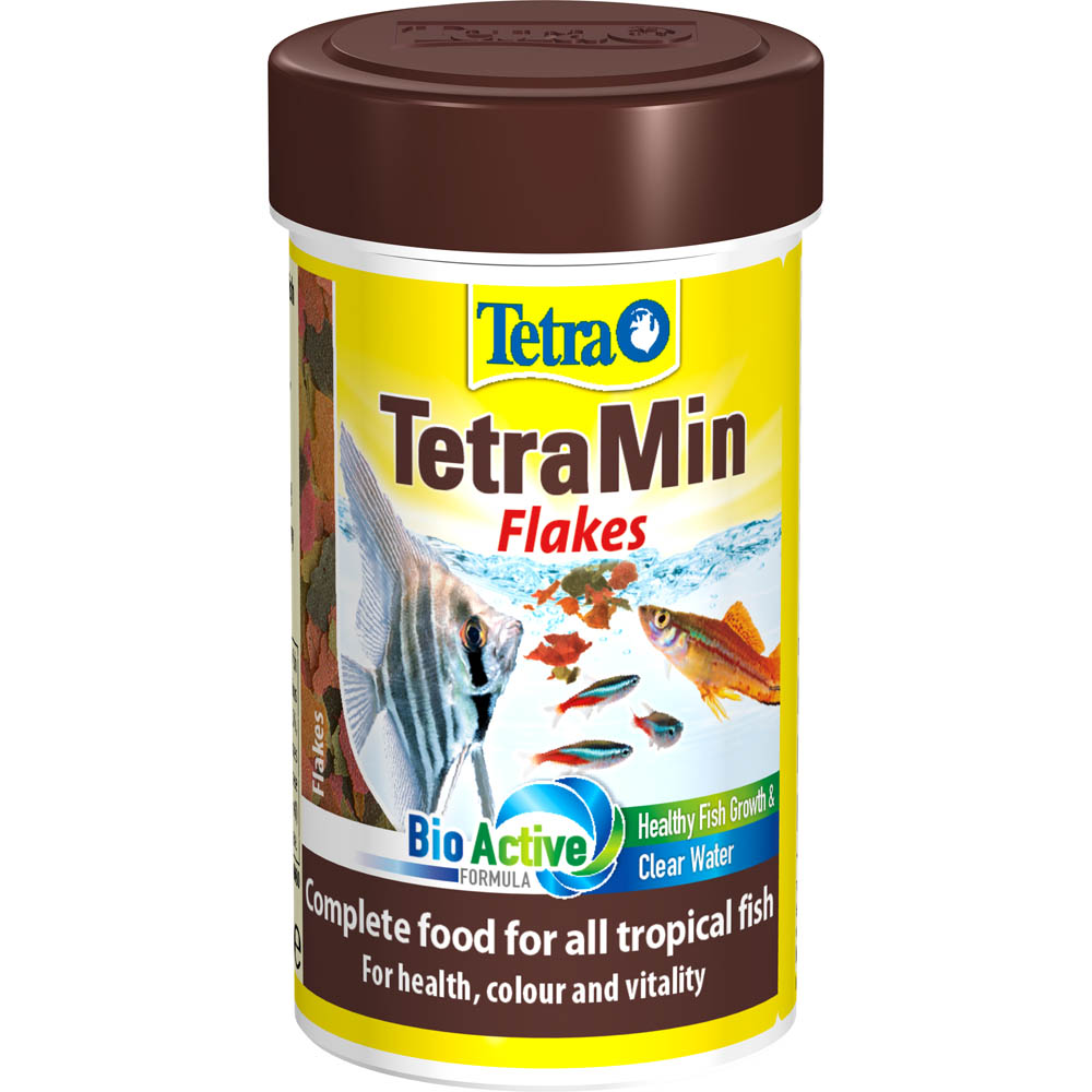 Tetramin fish flakes